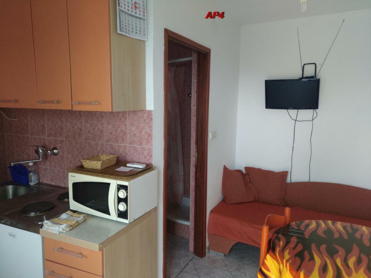 Apartments Sudic Nijvice Zewnętrze zdjęcie